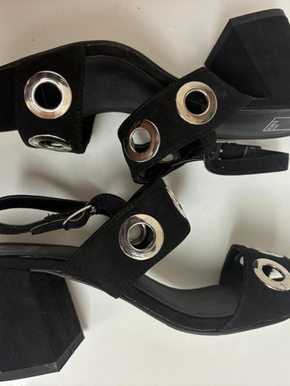 14th & Union Women's Black Block Heel Sandals 7.5 Grommet Strap - Picture 5 of 7